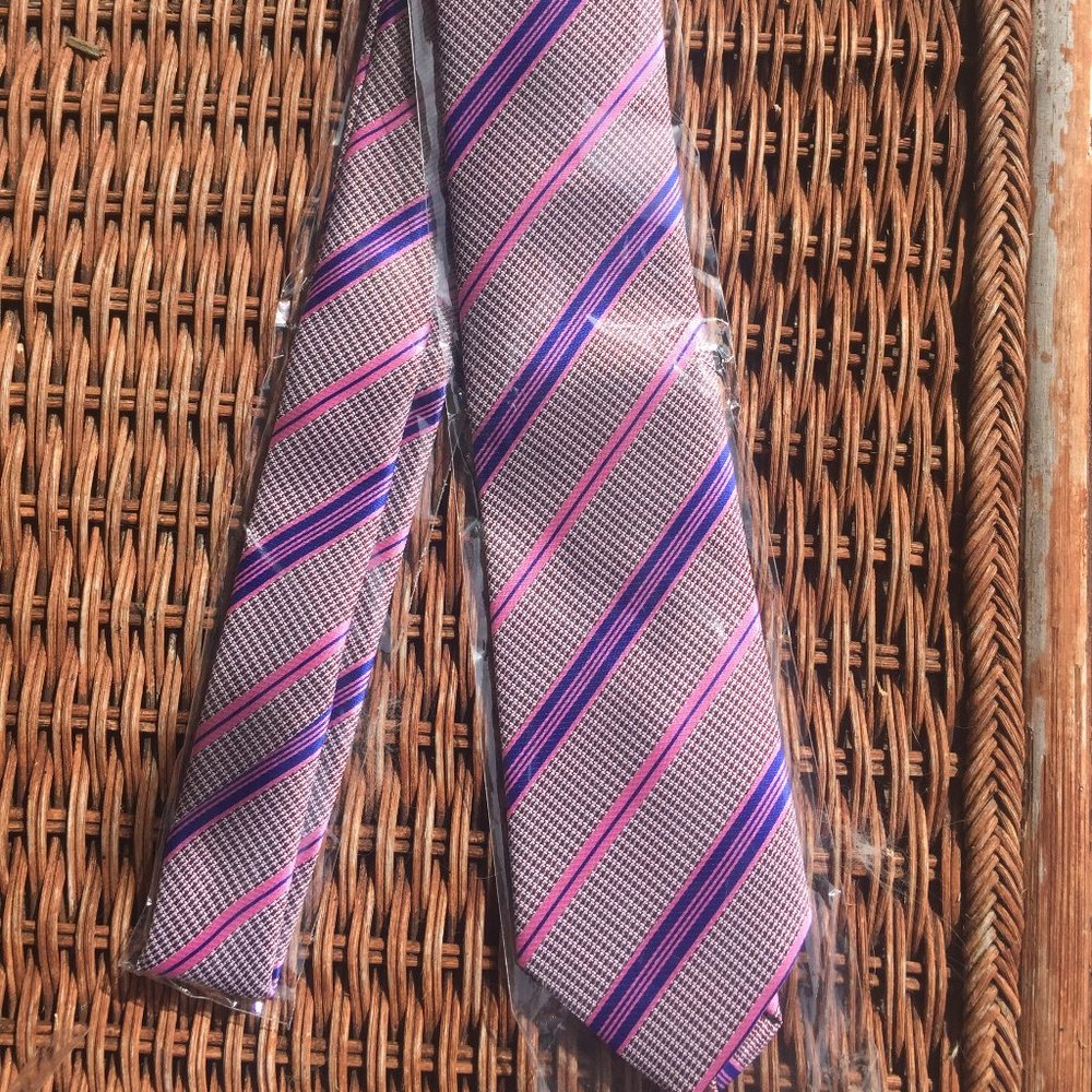YanLen Classic Men's Purple and Pink  Men's Neck Tie  NWOT